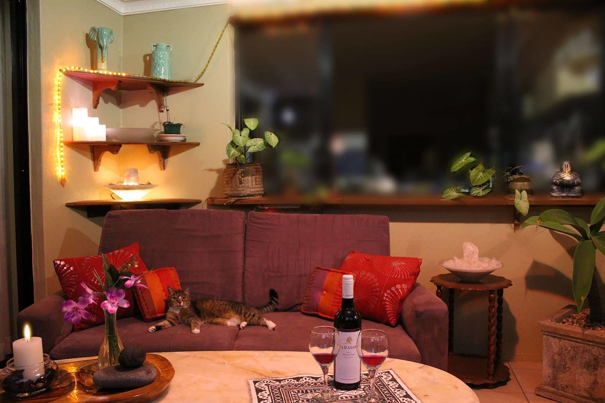 Noosa Edge Nudist Retreat Bed & Breakfast Doonan Exterior photo